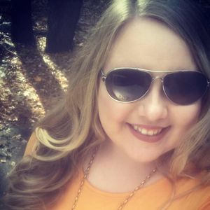 Meet your Posher, Leandra